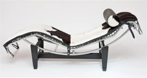 D2.DESIGN Leżanka Le Corbusier pony 2 kolory